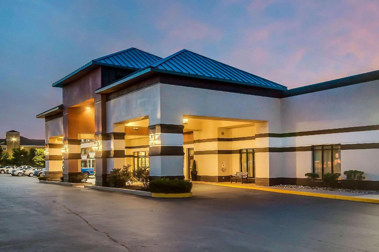 Exton Hotel And Conference Center Luaran gambar